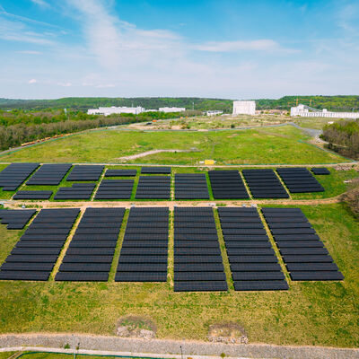 Solarpark Radeburger Stra&szlig;e